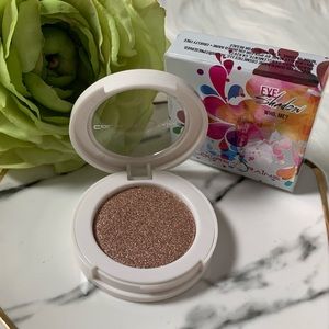 NEW! Coloured Raine Eyeshadow Who, Me?